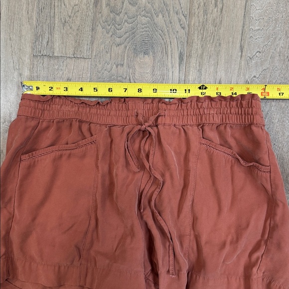 LOFT Women's Burnt Orange Pull on Paper Bag Shorts Drawstring Size Medium - Picture 6 of 6